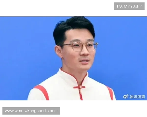 任子威训练完直接拎包去专柜刷卡，这消费节奏谁跟得上